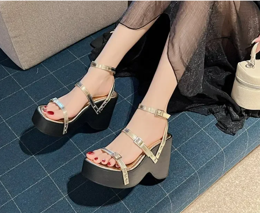 Summer Women Sandals Platform Chunky Heel Flat Metal Buckle Female Shoes Ladies Peep Toe Mujer Casual Daily Slingback Footwear